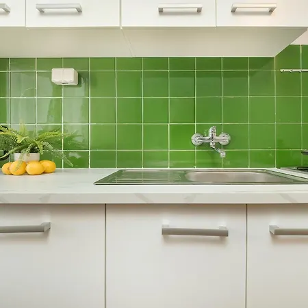 Merliniego Trendy With Desk By Renters