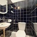 Apartman Merliniego Trendy With Desk By Renters Varsó