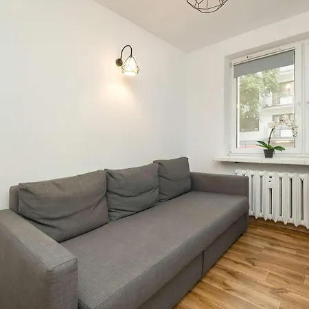 公寓 Merliniego Trendy With Desk By Renters