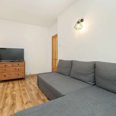 Merliniego Trendy With Desk By Renters