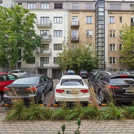 Merliniego Trendy With Desk By Renters